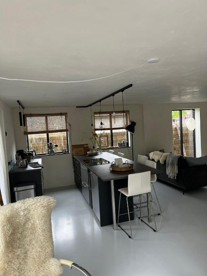 Appartementen Zer En Loft In Centrum Берген Экстерьер фото